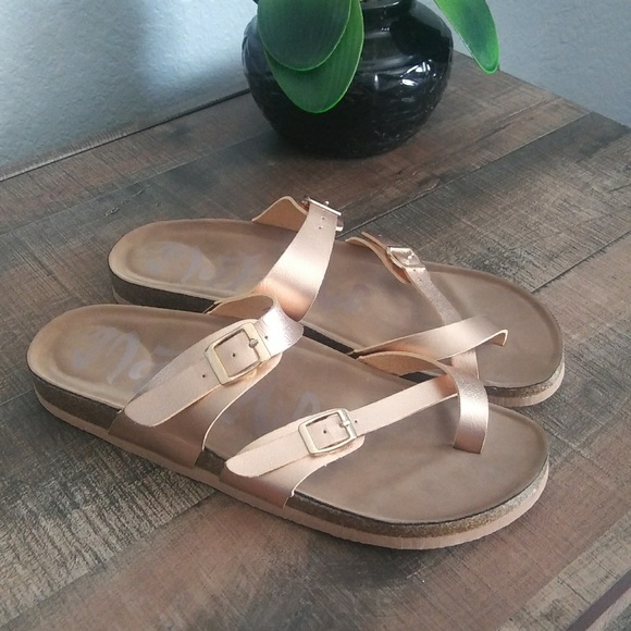 Madlove Shoes - Madlove Rose/Gold Sandals